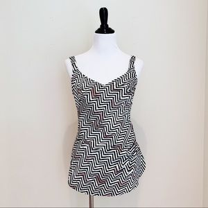 🛍CLOSET CLEAN-OUT - MAKE OFFERS🛍 Vintage Chevron Skirted Robby Len Swimsuit